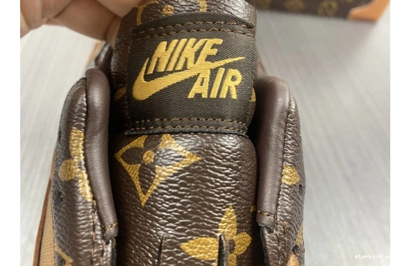 CASE) Top Low (WITH WHITE-LouiV AIR -LouiV O-W 1 JORDAN 1106